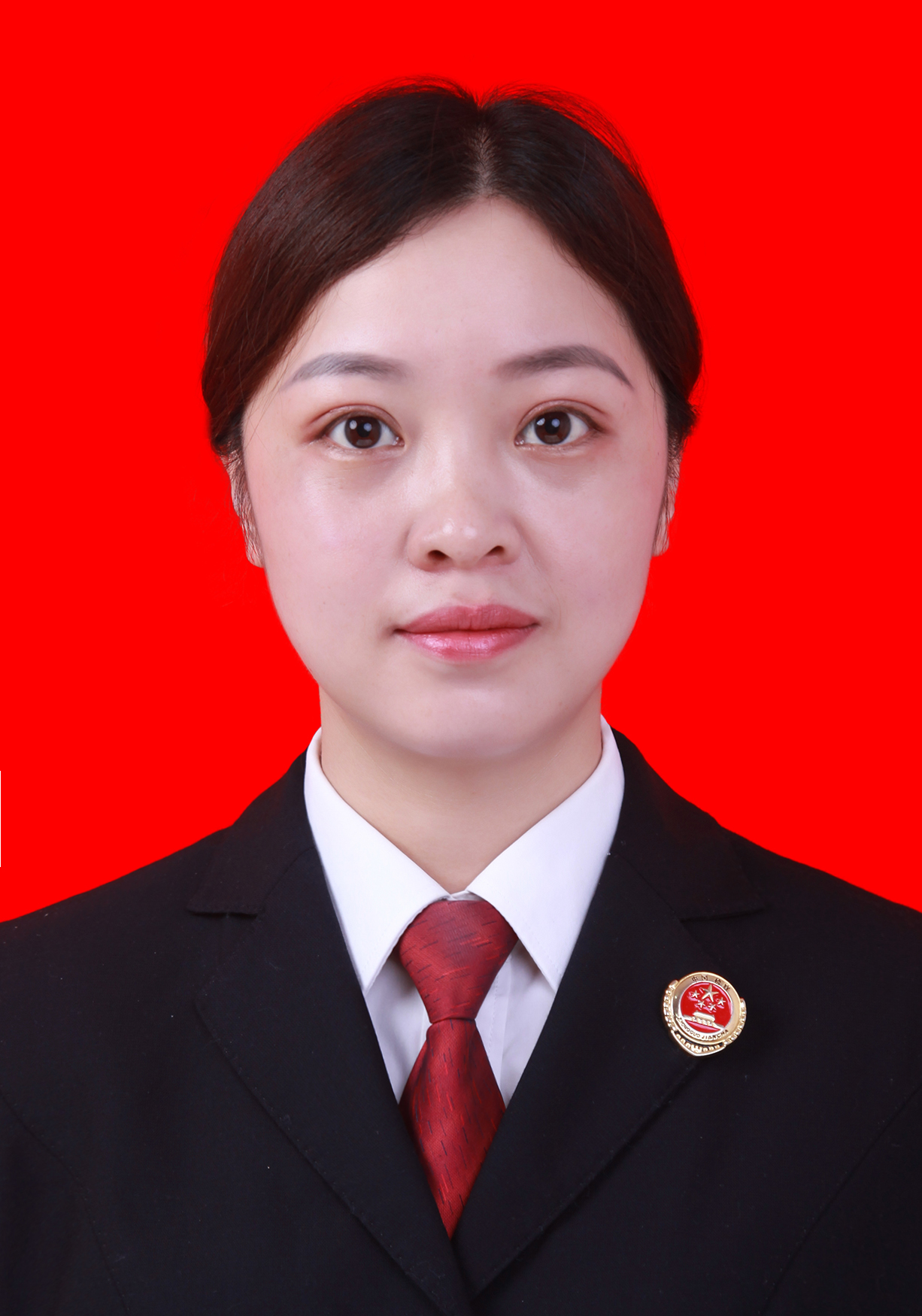 李琴,女,365bet体育投注在线_365账号无法登陆_365bet客户端下载人民检察院,第二检察部,副主任522422198301073626.JPG